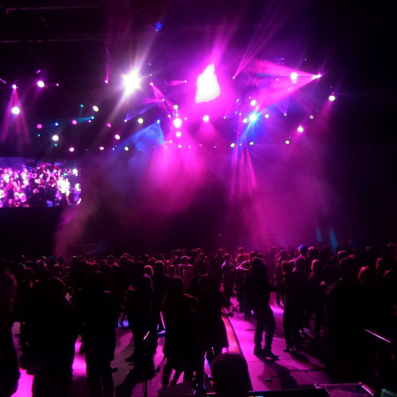 Ekrany led na festiwale i koncerty