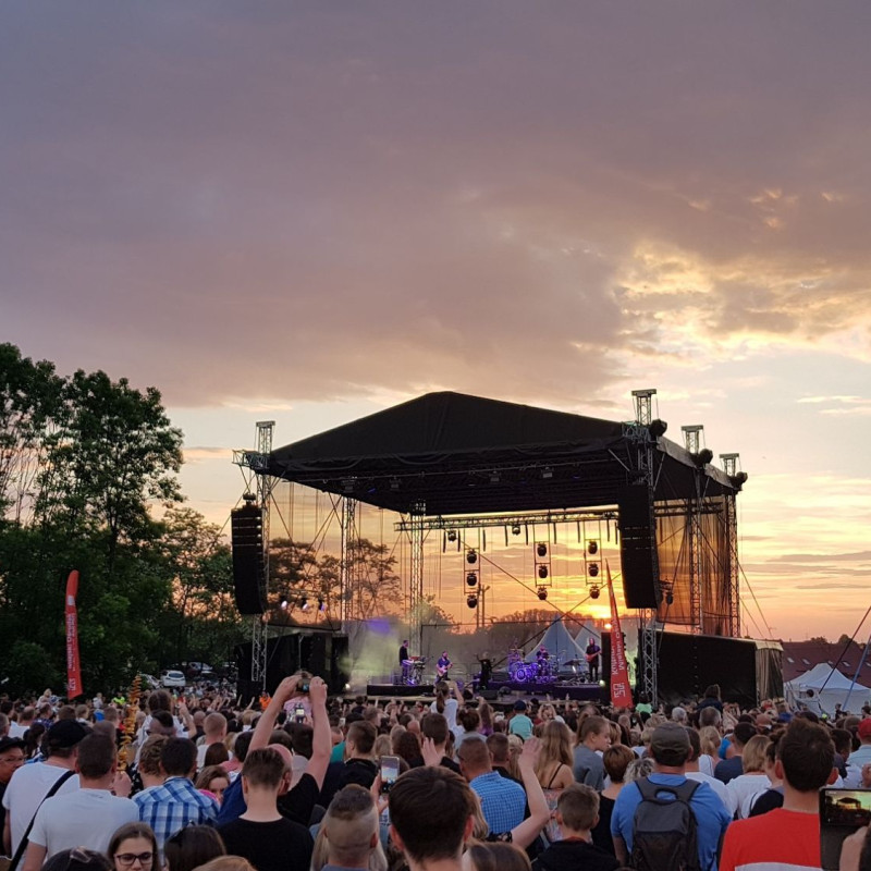 Ekrany led na festiwale i koncerty