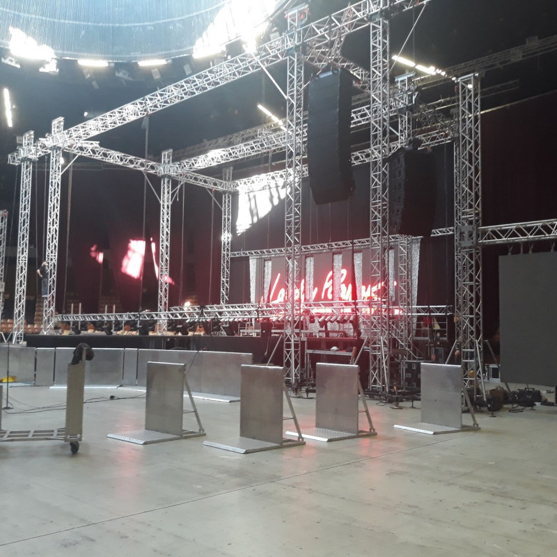 Ekrany led na festiwale i koncerty